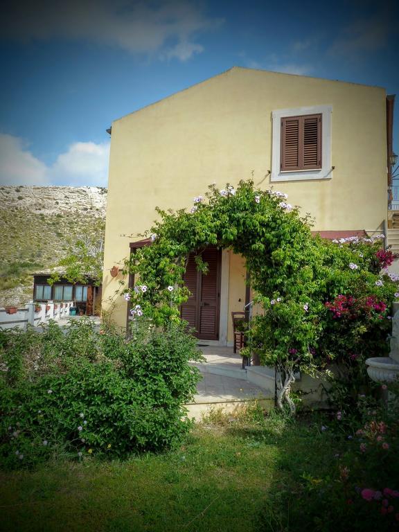 Agriturismo Timpa Del Sole Noto Exterior foto